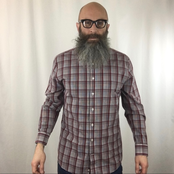 Stafford Travel Easy-Care Broadcloth Fitted Shirt - Picture 3 of 8